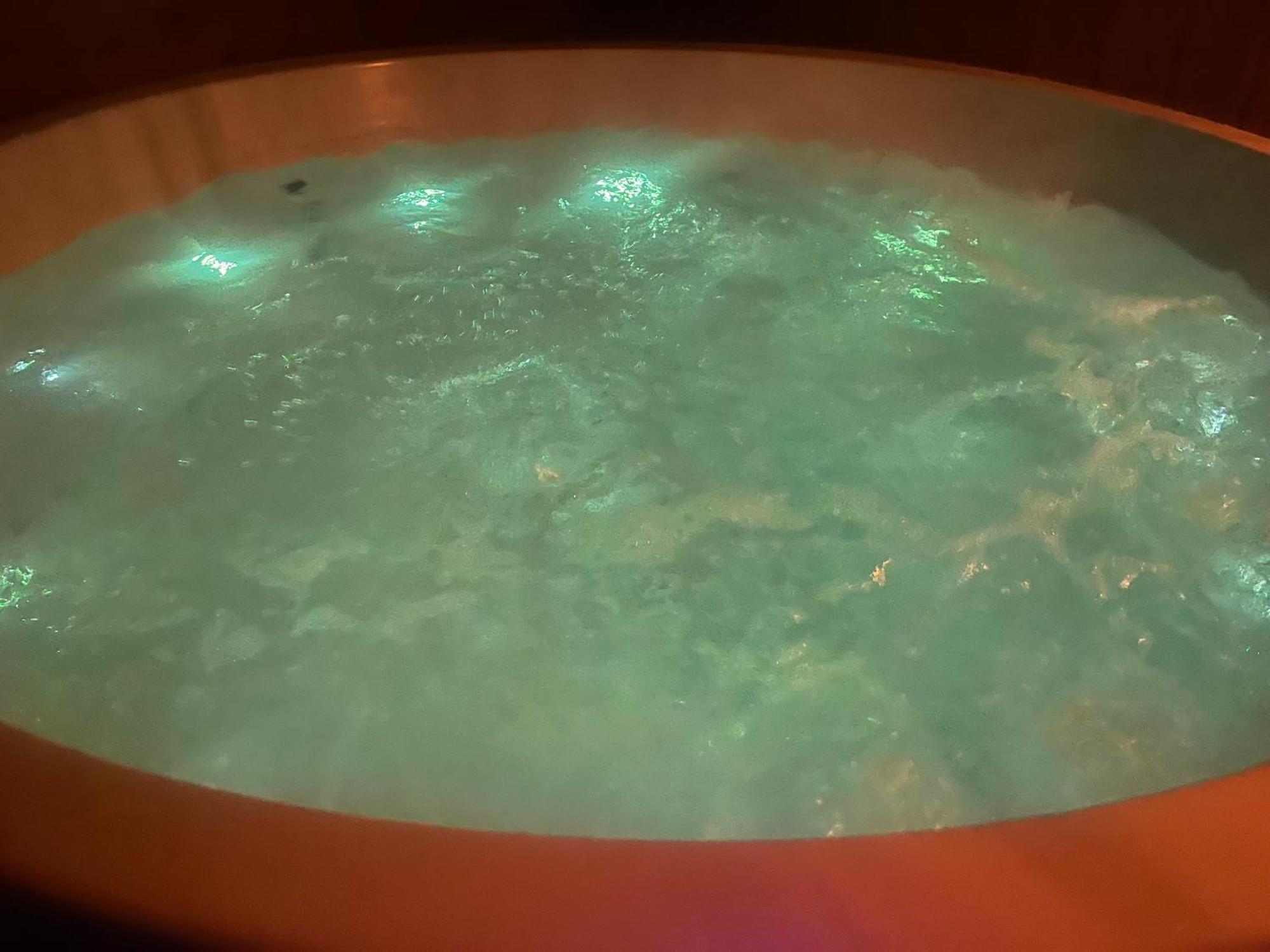 Na Wzgorzu Boho 2- Jacuzzi,sauna, Survival, Free Parking * Zagnansk